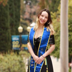 Photo of Anahi Foladare